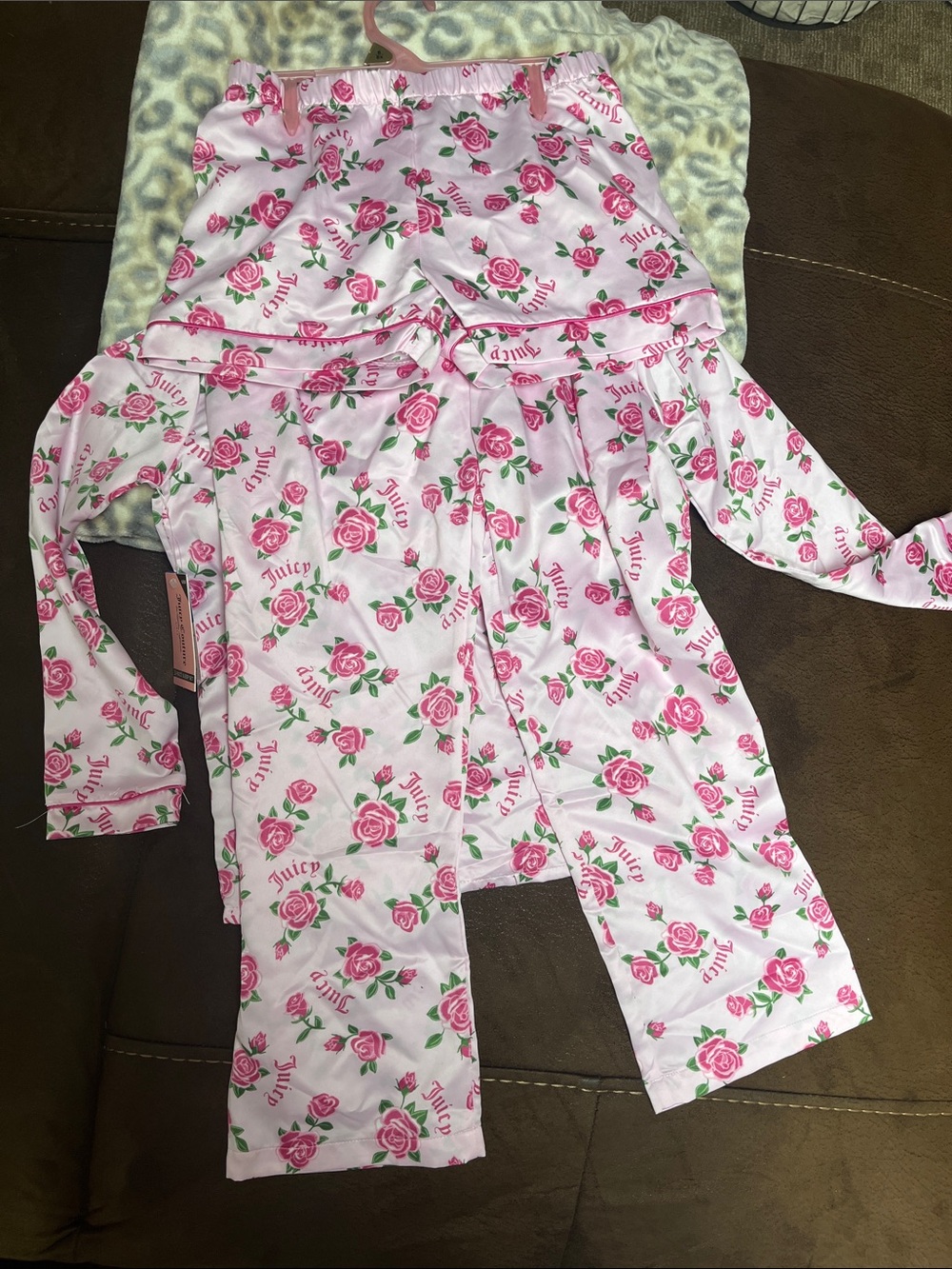 Juicy Couture Pink Rose Print Girls 3 Piece Pajama Set - Picture 4 of 6
